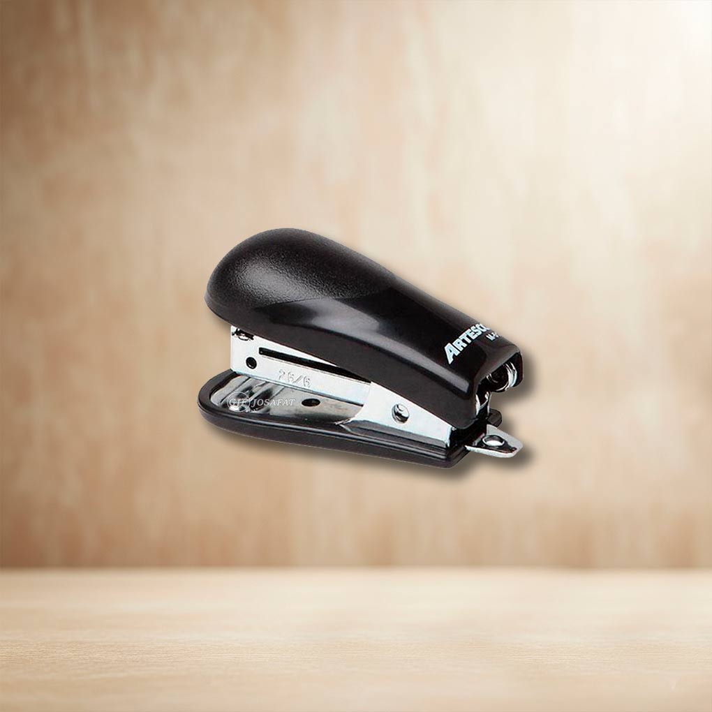 Mini Engrapador Artesco M-513 Negro